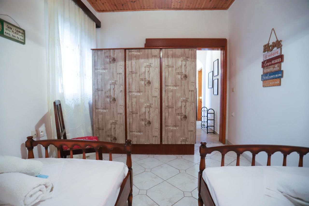 Family House At Corfu Town Apartment ภายนอก รูปภาพ