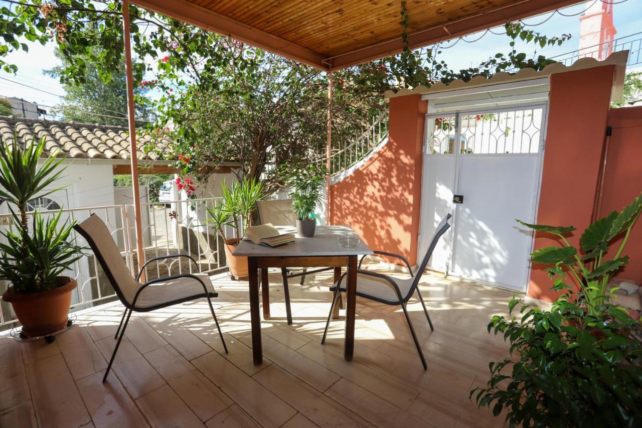 Family House At Corfu Town Apartment ภายนอก รูปภาพ